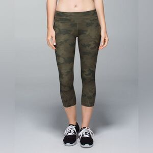 Lululemon Run: Inspire Crop II *All Luxtreme Savasana Camo Fatigue Green 4